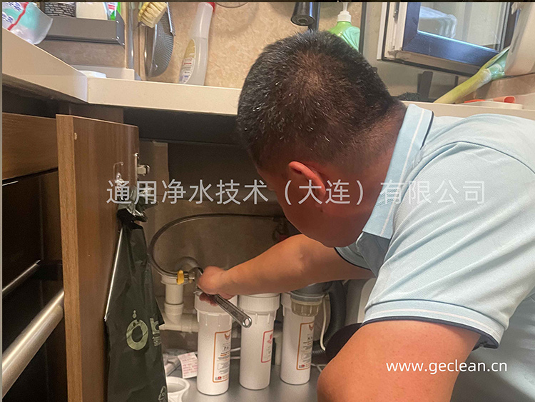 三聯(lián)凈水器_02.jpg 三聯(lián)凈水器_02.jpg